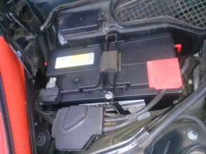 benz-w221-battery-03