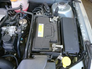 saab 9-3 バッテリー交換