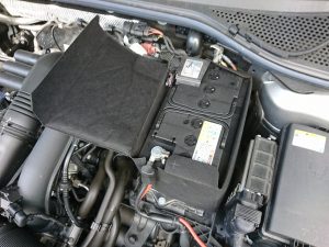 VW パサートB8 バッテリー 交換