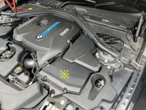 BMW F30 PHEV 330e バッテリー 交換 場所 位置 費用 値段