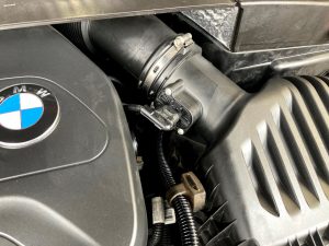 BMW アクティブツアラー F45 218 バッテリー 交換