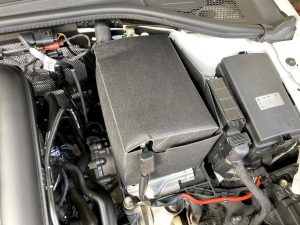 AUDI アウディ A3 スポーツバック バッテリー 交換 方法 適合 手順