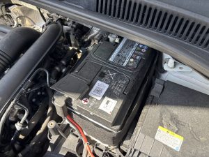 VW シャラン バッテリー交換 費用 値段 価格 位置 場所