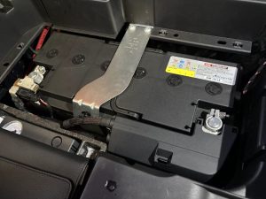 971 パナメーラ ターボ バッテリー 交換 費用 値段 価格 位置 場所