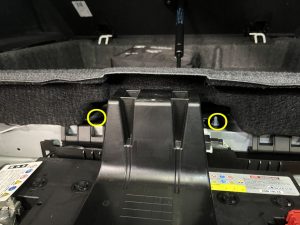 BMW 523d G31 バッテリー交換 費用 値段 価格 位置 場所 コーディング リセット