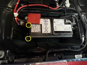 ベンツ Benz W463A バッテリー 交換 費用 値段 価格 位置 場所