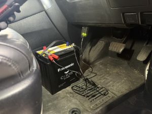 ヴェルファイア 30系 バッテリー 交換 費用 値段 価格 位置 場所
