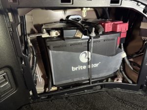 ヴェルファイア 30系 バッテリー 交換 費用 値段 価格 位置 場所