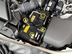 ND ロードスター バッテリー 交換 費用 値段 価格 位置 場所