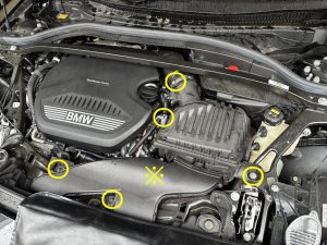 BMW F44 218d バッテリー 交換 費用 値段 価格 位置 場所
