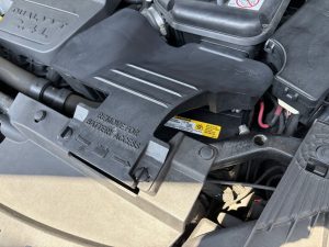 JEEP コンパス MK バッテリー 交換 費用 値段 価格 位置 場所