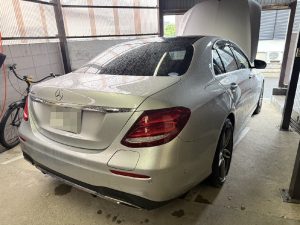 ベンツ Benz E350e PHEV バッテリー 交換 費用 値段 価格 位置 場所