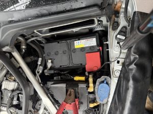 ベンツ Benz E350e PHEV バッテリー 交換 費用 値段 価格 位置 場所