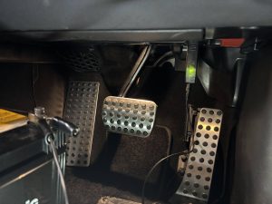 ベンツ W213 バックアップバッテリー 交換 費用 値段 価格 位置 場所