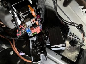 ベンツ W222 S450 バックアップバッテリー 交換 費用 値段 価格 位置 場所