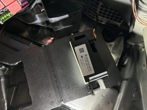 ベンツ W222 S450 バックアップバッテリー 交換 費用 値段 価格 位置 場所