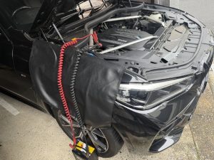 BMW X5 G05 バッテリー 交換 費用 値段 価格 位置 場所