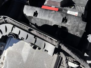 Benz GLB X247 バッテリー 交換 費用 値段 価格 位置 場所