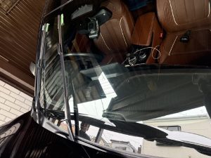 BMW G30 バッテリー 交換 費用 値段 価格 位置 場所